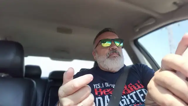 Nacionalizando ancianos a destajo