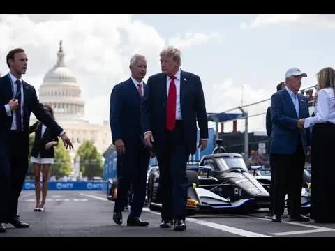 Abelardo ya venía de la mano con Trump